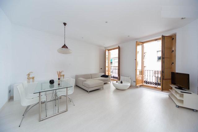 Appartement Carretas-sol 2 *